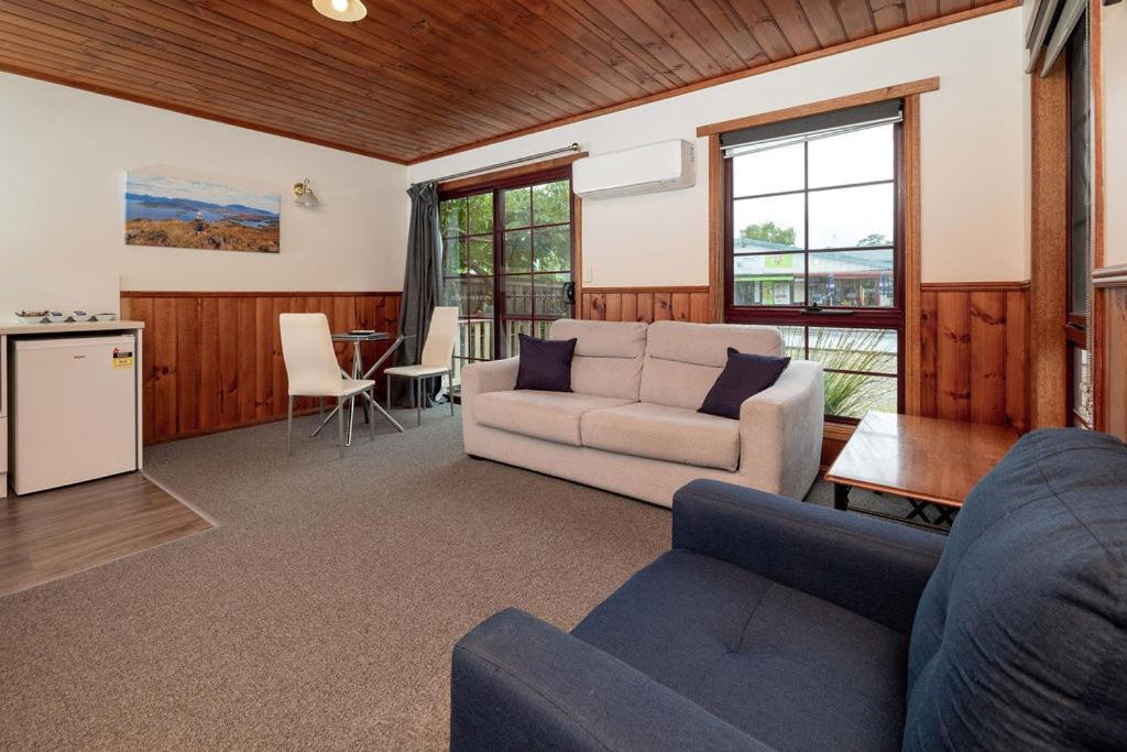 Kitty'S Cottages - Managed By Big4 Strahan Holiday Retreat Exteriér fotografie